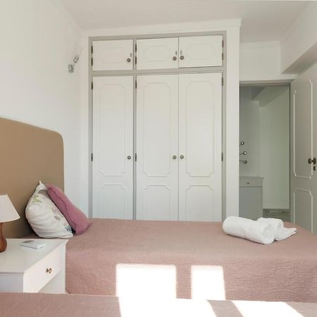 Chantal Apartment - Near The Beach - Quarteira Exteriör bild