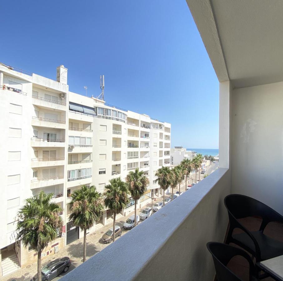 Chantal Apartment - Near The Beach - Quarteira Exteriör bild