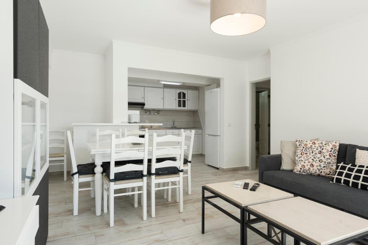 Chantal Apartment - Near The Beach - Quarteira Exteriör bild