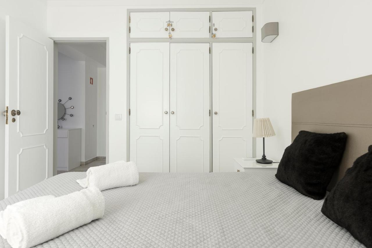 Chantal Apartment - Near The Beach - Quarteira Exteriör bild